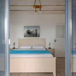 Folegandros Enchanting Moniasma Home, Sunset Views Áno Meriá