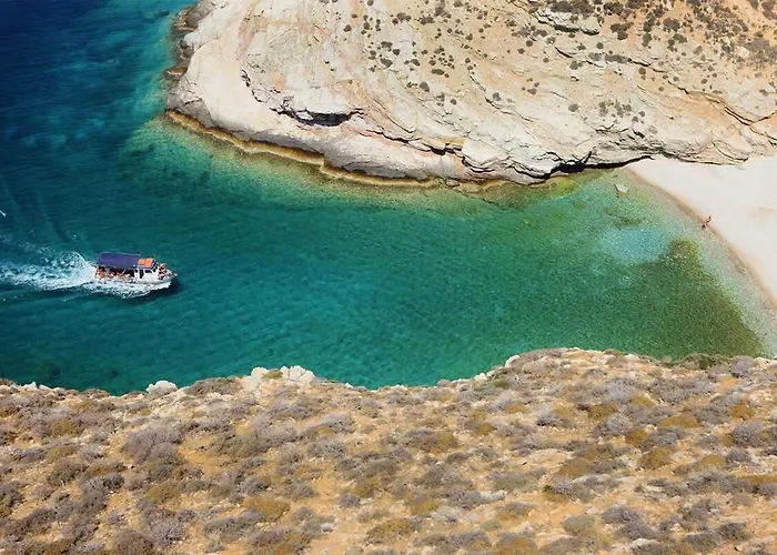 Folegandros Enchanting Moniasma Home, Sunset Views Ferienhaus