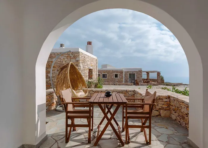 Folegandros Enchanting Moniasma Home, Sunset Views Ferienhaus Áno Meriá