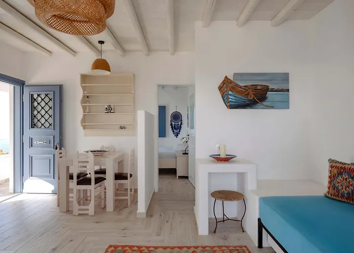 Ferienhaus Folegandros Enchanting Moniasma Home, Sunset Views Áno Meriá