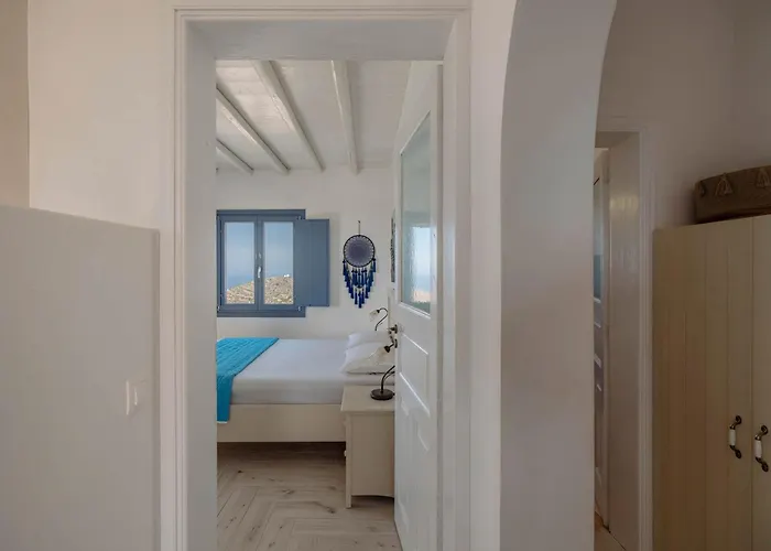 Folegandros Enchanting Moniasma Home, Sunset Views Ferienhaus *