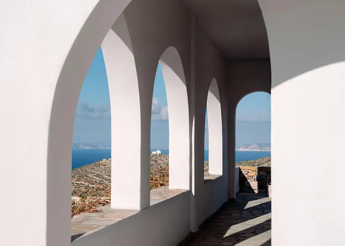 Folegandros Enchanting Moniasma Home, Sunset Views