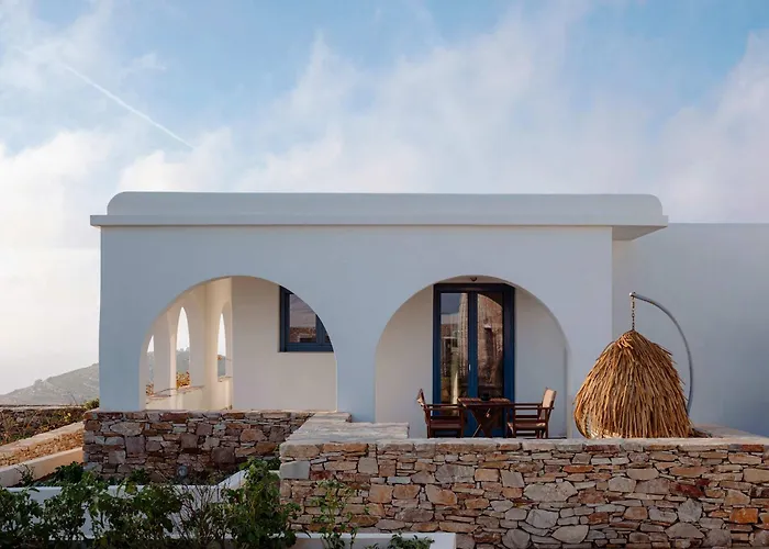 Ferienhaus Folegandros Enchanting Moniasma Home, Sunset Views *