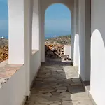 Folegandros Enchanting Moniasma Home, Sunset Views * Áno Meriá
