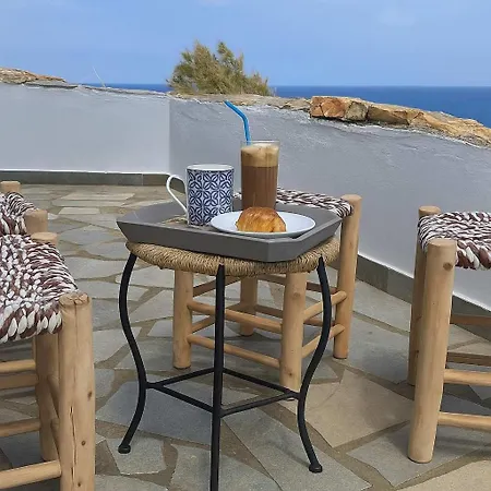 Folegandros Enchanting Moniasma Home, Sunset Views 別荘 *