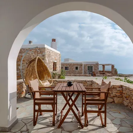 Folegandros Enchanting Moniasma Home, Sunset Views Casa vacanze Áno Meriá